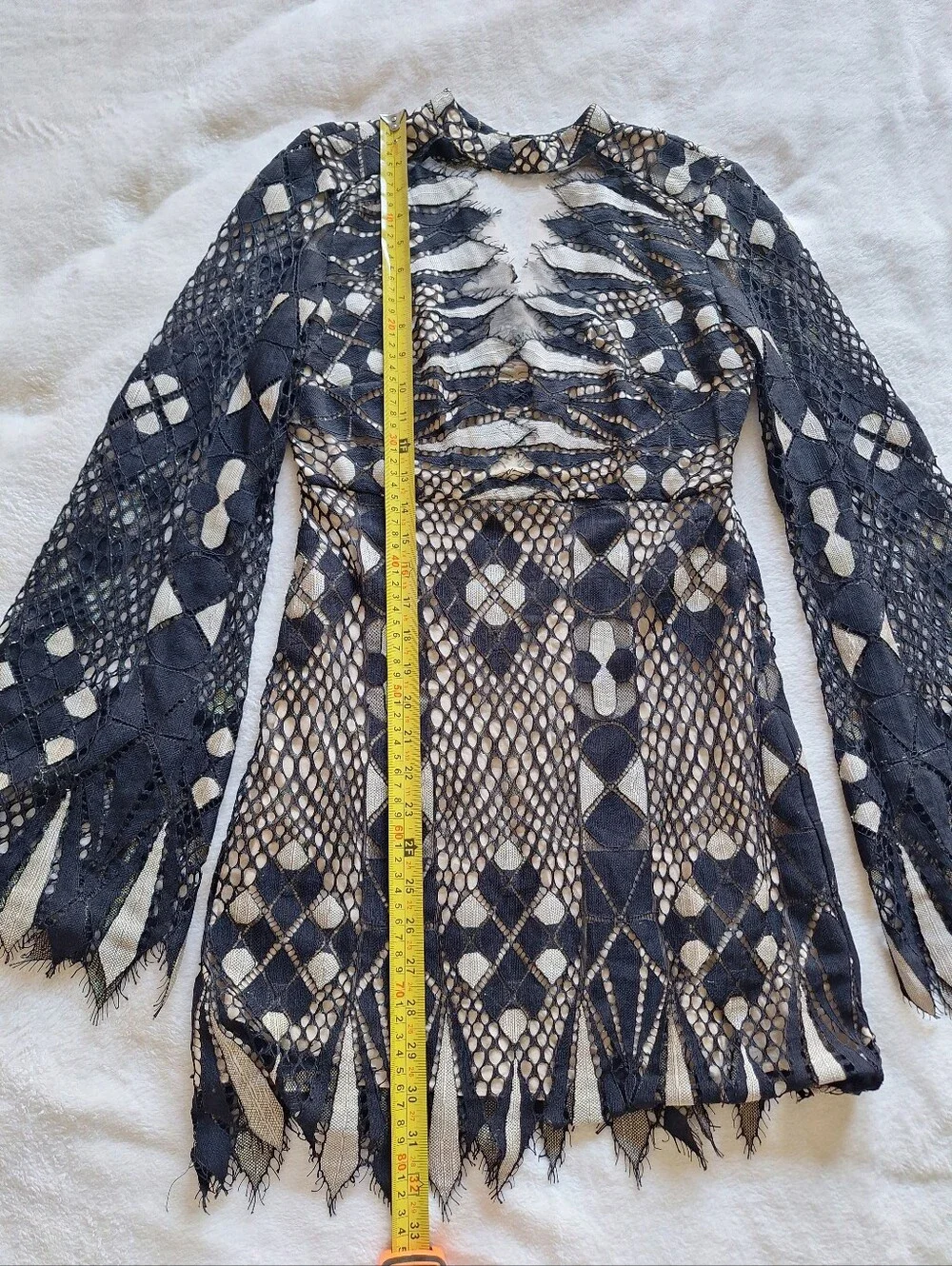 Free People Deco Lace Mini Dress Black Nude Size 2 Bell Sleeve Geometric Boho